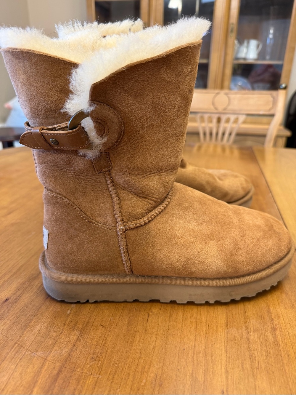 UGG Chestnut Suede Short Boots | 10 | Winter Cabincore Gorpcore Cozy Style
